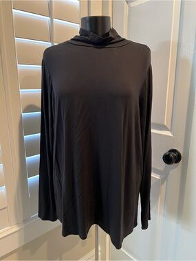 Laurie Felt Black Long-Sleeve Mock Neck Top